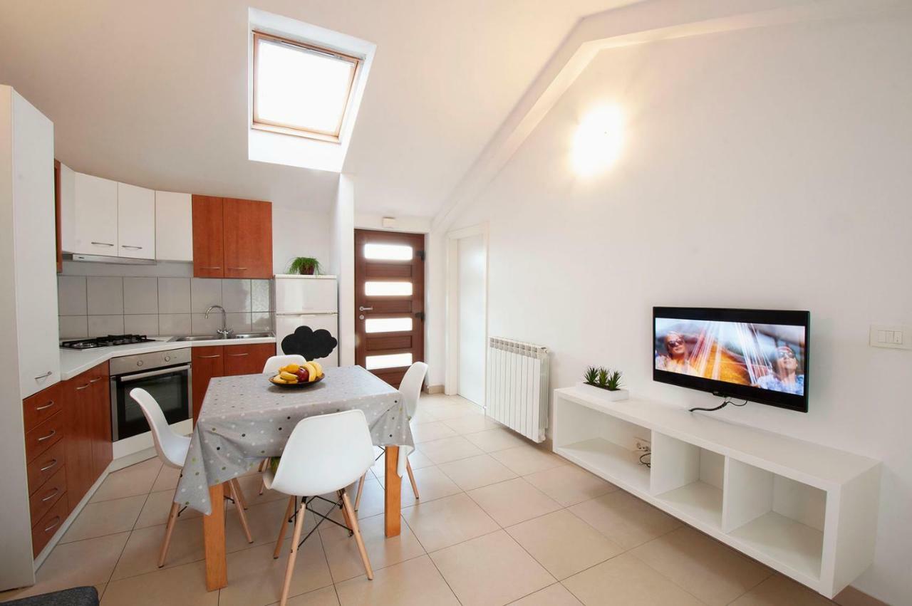 Apartment Dva Oriha ฟุนตานา ภายนอก รูปภาพ